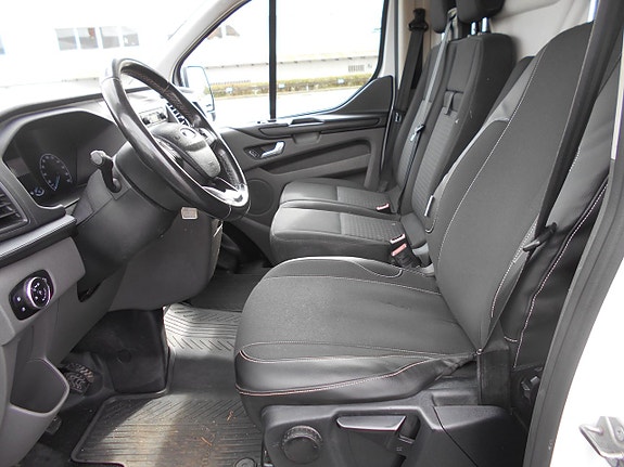 Ford Transit Custom 7 of 8