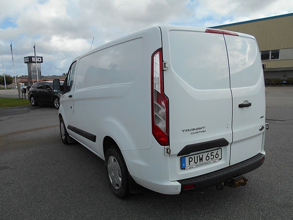 Ford Transit Custom 4 of 8