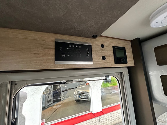 Weinsberg CaraCompact 600 MF Pepper Aut NY! 18 of 30