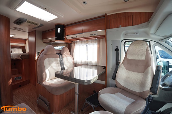 Adria Coral S 670SL 158hk Kamkedja 3 of 21