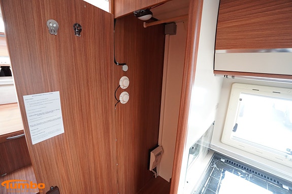 Adria Coral S 670SL 158hk Kamkedja 17 of 21