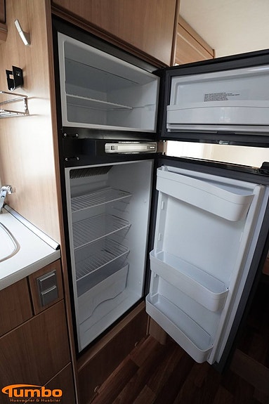 Hymer Exisis-I, EX 674, 2xAC 14 of 20