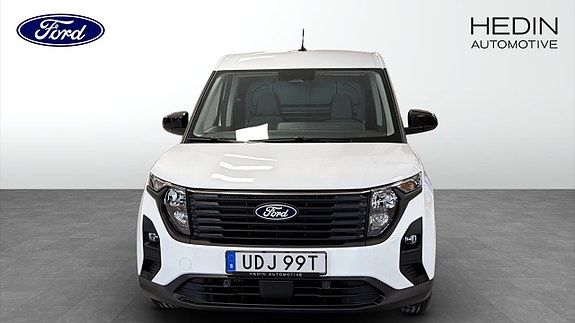 Ford Courier 8 of 9