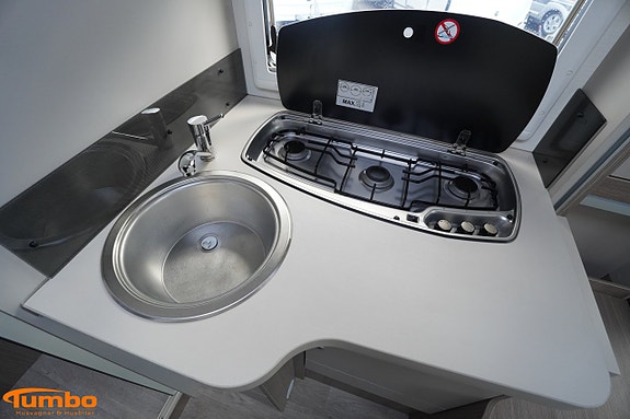 Chausson 630 FLASH Dieselvärmare 170hk Solcell 7 of 20