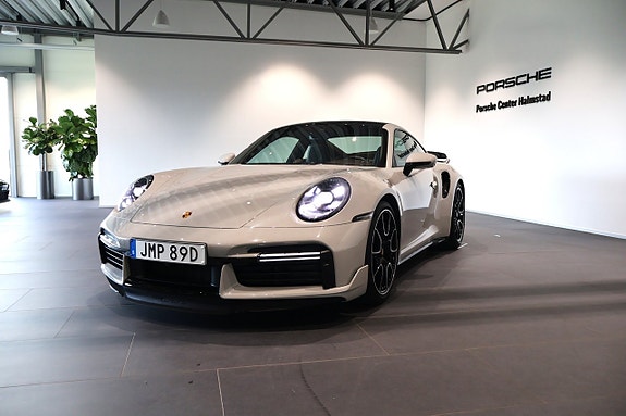 Porsche 911 Turbo S 2 of 20