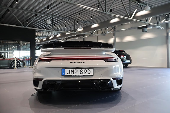 Porsche 911 Turbo S 7 of 20