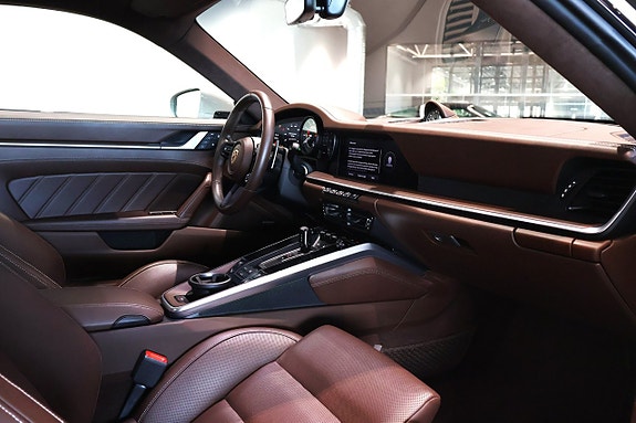 Porsche 911 Turbo S 14 of 20