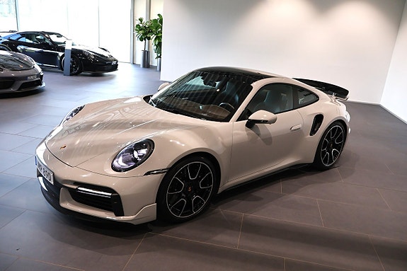 Porsche 911 Turbo S 12 of 20