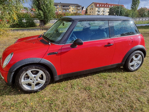 MINI Cooper 2 of 12
