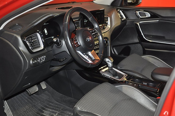 Kia XCeed 8 of 22