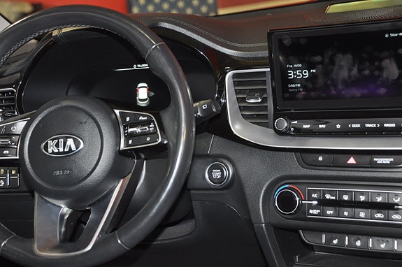 Kia XCeed 7 of 22