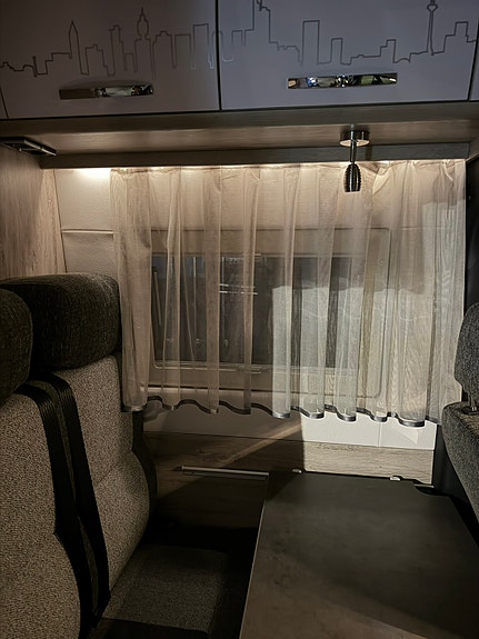 Mercedes-Benz Sprinter Bravia Swan 699 premium 5 of 21