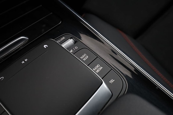 Mercedes-Benz B250 e 27 of 30