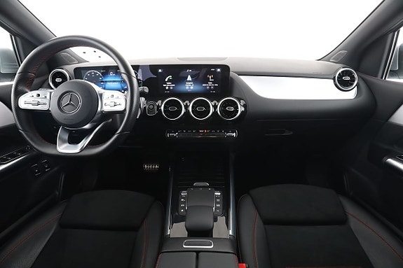 Mercedes-Benz B250 e 13 of 30