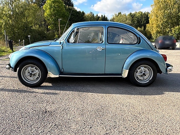 Volkswagen 1303 8 of 22