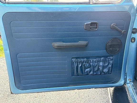 Volkswagen 1303 9 of 22