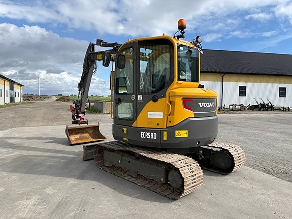Volvo ECR58D grävmaskin, rototilt, stållarver 6 of 7