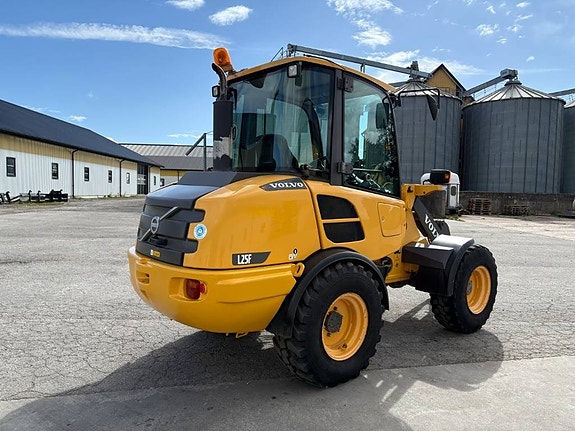 Volvo L25F lastmaskin, endast 2500 tim 5 of 7