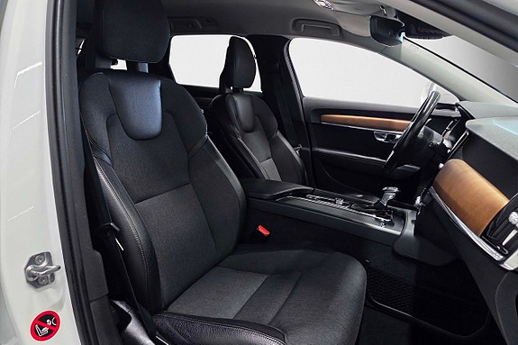 Volvo V90 Cross Country 10 of 22