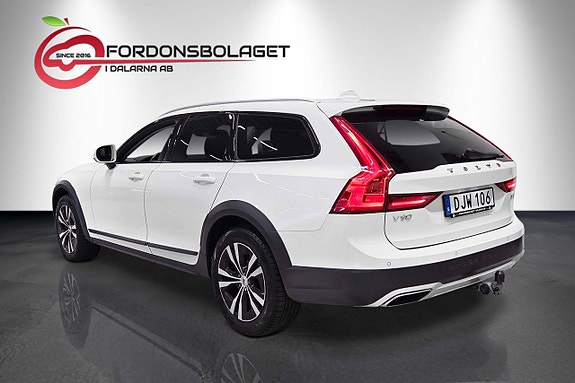 Volvo V90 Cross Country 6 of 22