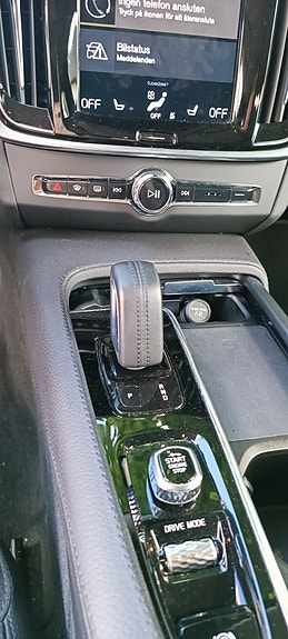 Volvo V90 Cross Country 10 of 20