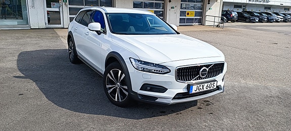 Volvo V90 Cross Country 3 of 20