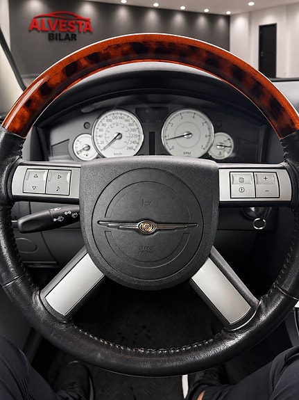 Chrysler 300C 10 of 10