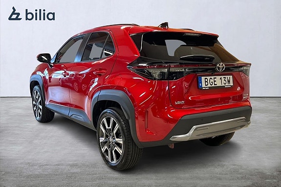 Toyota Yaris Cross 2 of 21