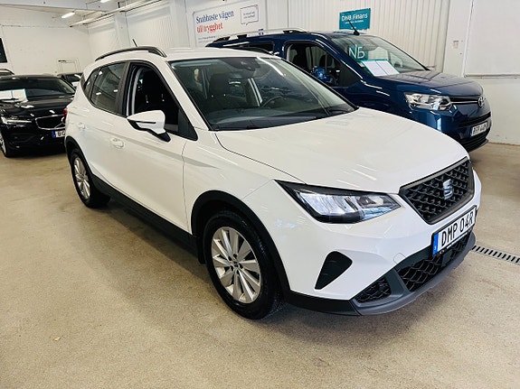 Seat Arona 11 of 23