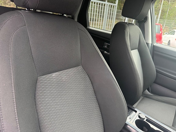 Land Rover Discovery Sport 13 of 19
