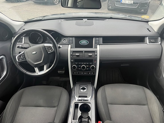 Land Rover Discovery Sport 9 of 19