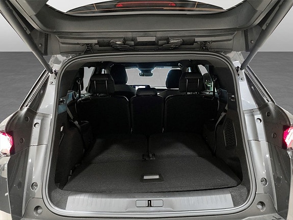 Peugeot 5008 13 of 14