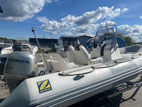 Zodiac 550 4 of 6