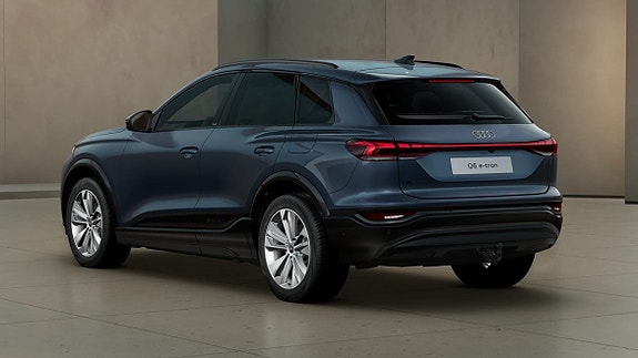 Audi Q6 e-tron 2 of 11