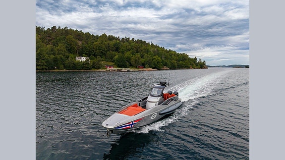 Sunseeker Hawk 38 - 2019 24 of 24