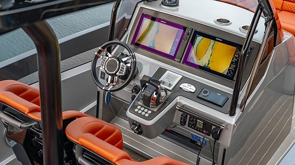 Sunseeker Hawk 38 - 2019 17 of 24