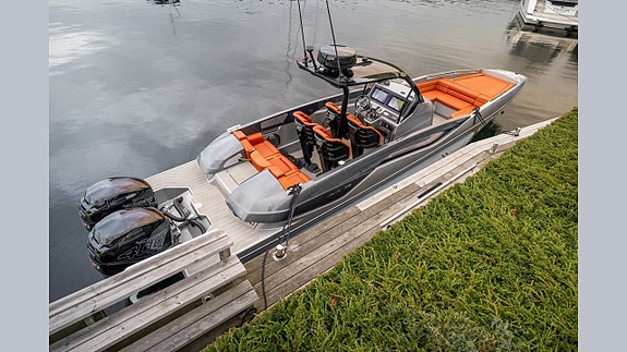 Sunseeker Hawk 38 - 2019 8 of 24