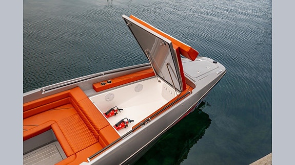 Sunseeker Hawk 38 - 2019 13 of 24