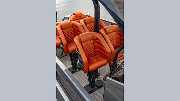 Sunseeker Hawk 38 - 2019 16 of 24