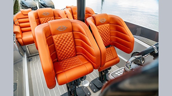 Sunseeker Hawk 38 - 2019 15 of 24
