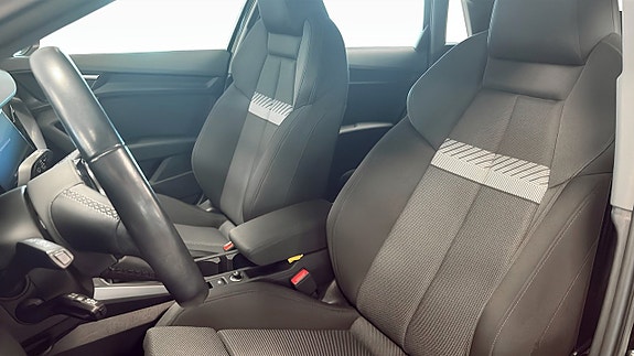Audi A3 8 of 15