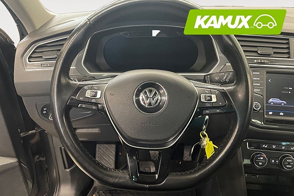 Volkswagen Tiguan 13 of 26