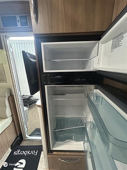 Pilote I 740 C / Alde / AC bodel / Perfekt bil för 4 redo för nya resor / 9 of 18