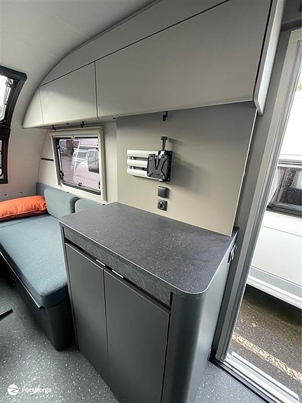 Adria ACTION SPORTS 391 LH / Smidig vagn perfekt för två / 10 of 15
