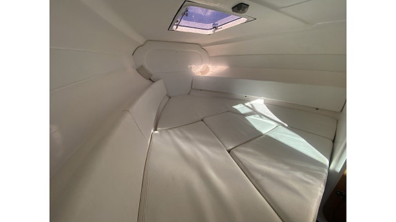 Schaefer Phantom 245 -05 Volvo Penta 5,0 GXI -05 19 of 22