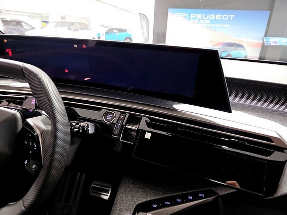 Peugeot 5008 9 of 15