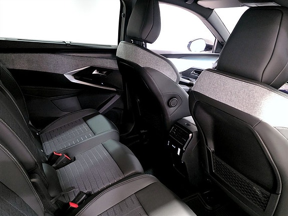 Peugeot 5008 12 of 15
