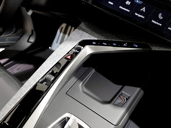 Peugeot 5008 10 of 15