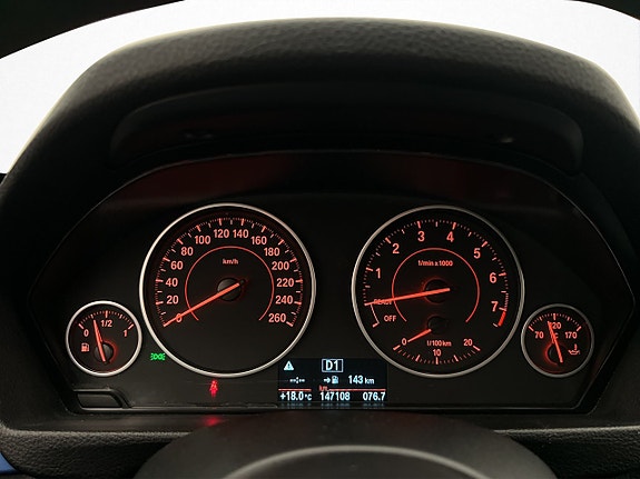 BMW 340i 16 of 28