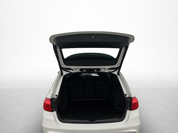 BMW 340i 10 of 28